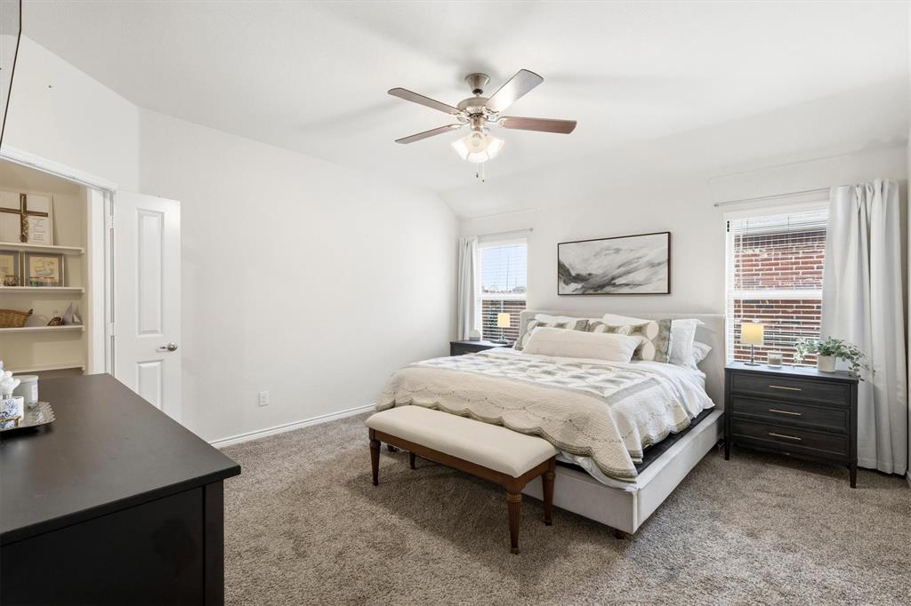 208 Hitching Post Road Red Oak, TX 75154 - Photo 9 of 20