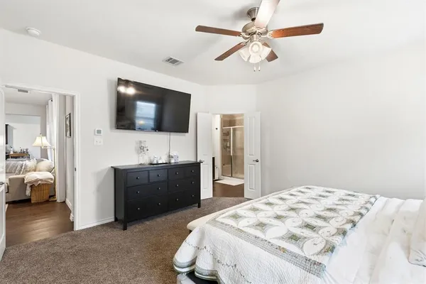 $350,000 | 208 Hitching Post Road, Red Oak, TX 75154
