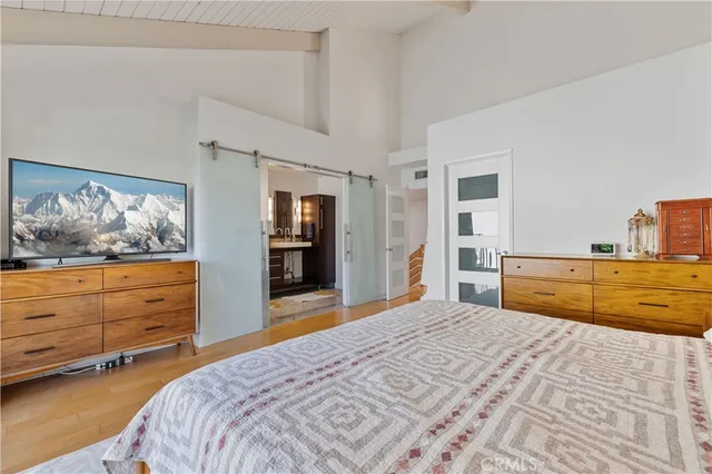 $1,077,000 | 4222 Troost Avenue, Unit 21, Studio City, CA 91604