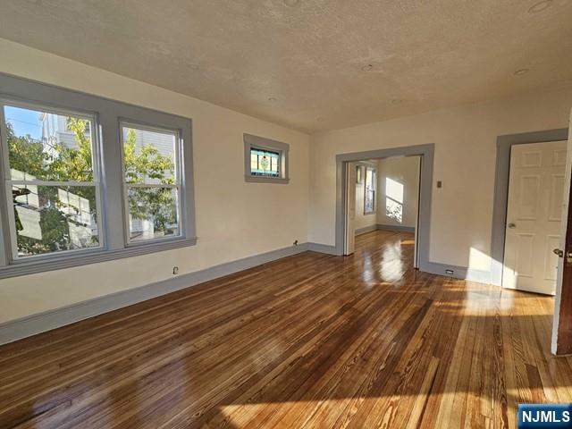 81 Union Street East Rutherford, NJ 07073 - Photo 3 of 36 Gallery Image 3