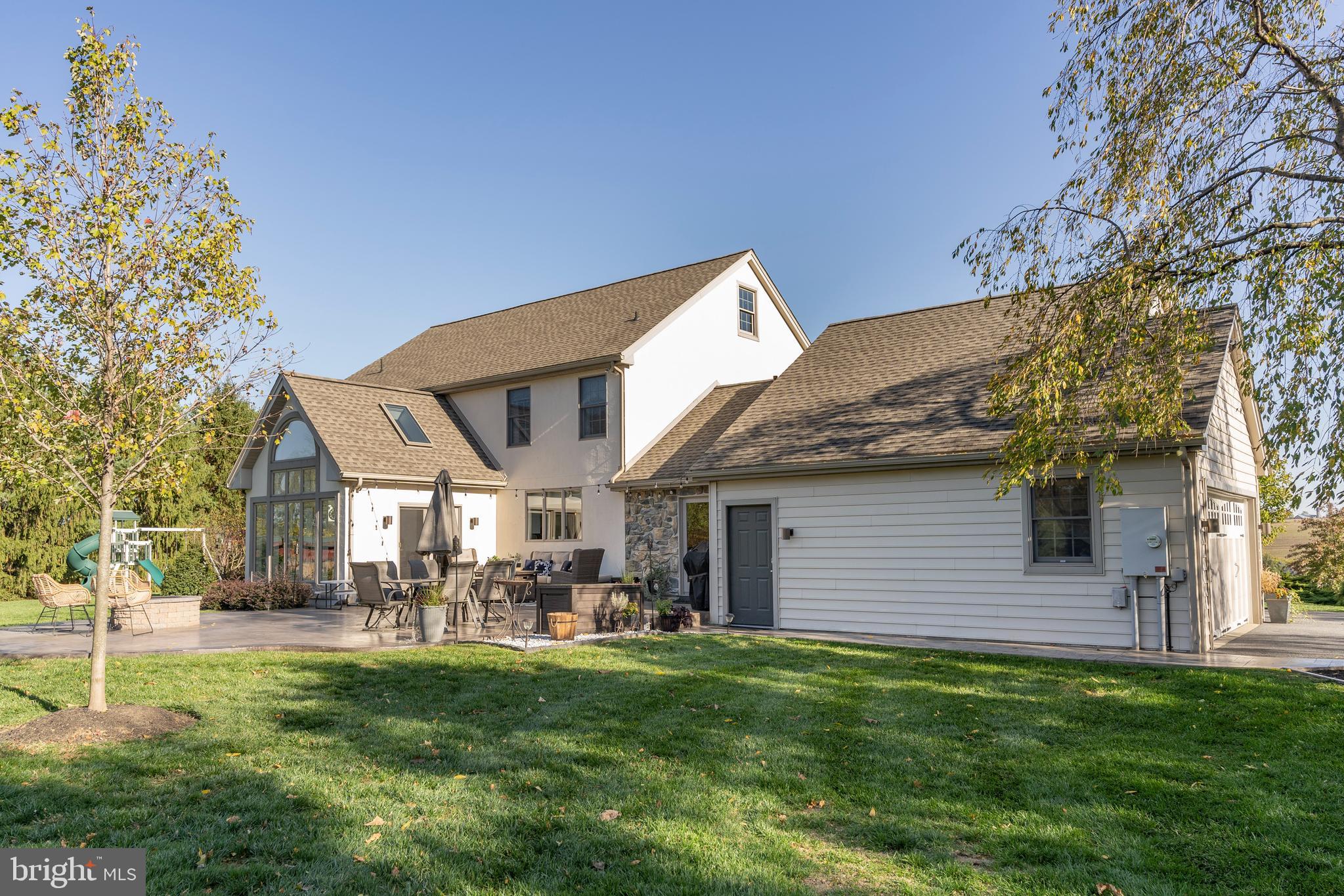 3020 Meadow View Road Manheim, PA 17545 - Photo 71 of 108 a front view of a house with a garden