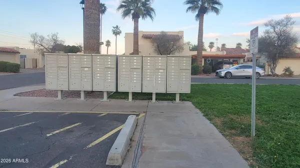 $1,800 | 4776 West Vía Cynthia, Glendale, AZ 85301