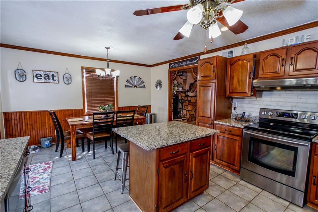 192 Clover Top Road Markleysburg, PA 15459 - Photo 7 of 25
