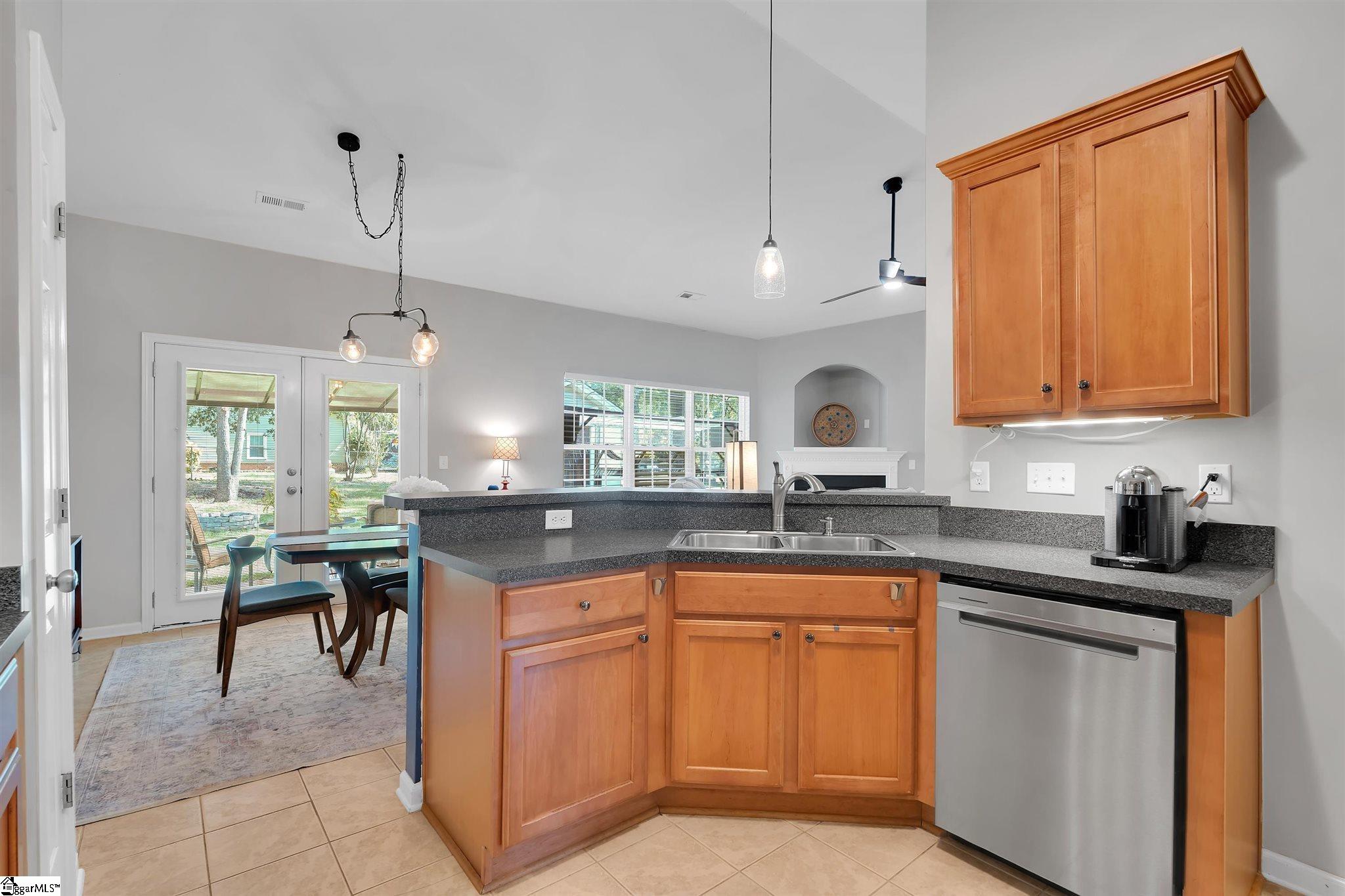 57 Seminole Drive Simpsonville, SC 29680 - Photo 13 of 40