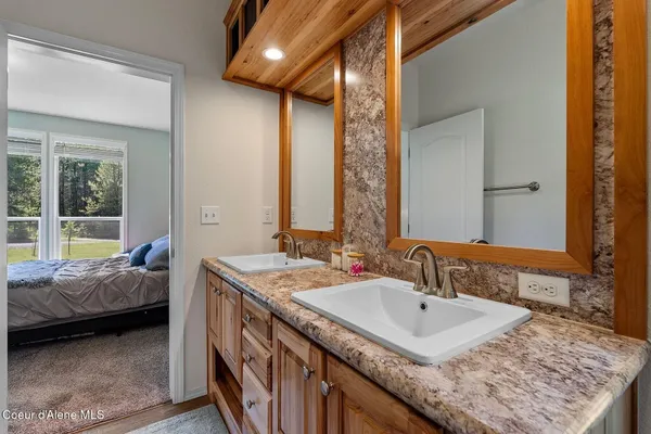 $625,000 | 81 Shoo Fly Drive, Sagle, ID 83860