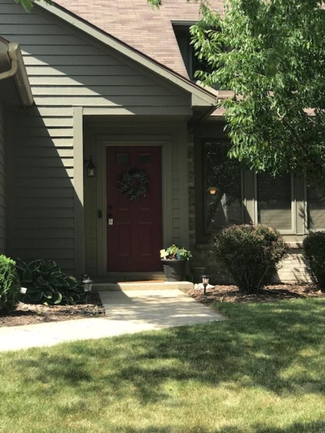2020 Broken Oak Road Fort Wayne, IN 46818 - Photo 2 of 18