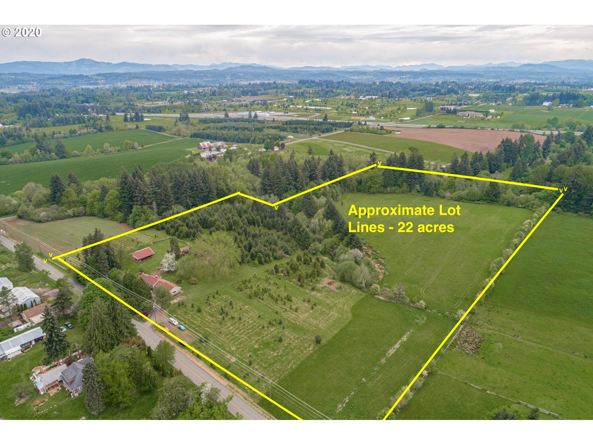 1650 North Royle Road Ridgefield, WA 98642 - Photo 2 of 32 a view of a tennis court