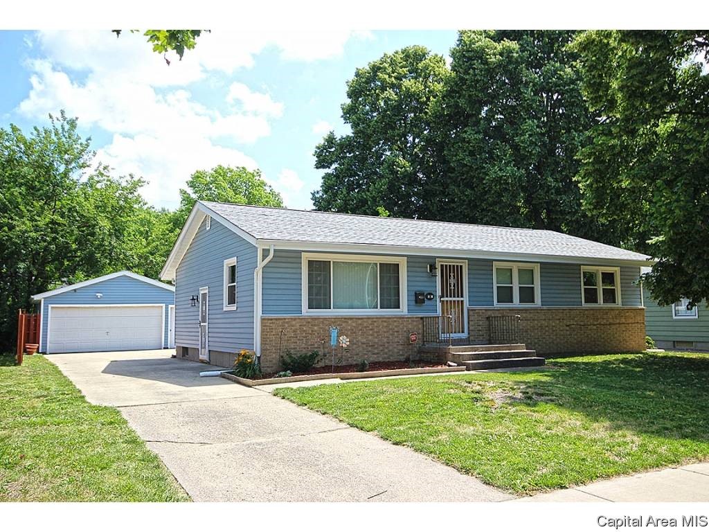 38 Radcliff Road Springfield, IL 62703 - Photo 2 of 33