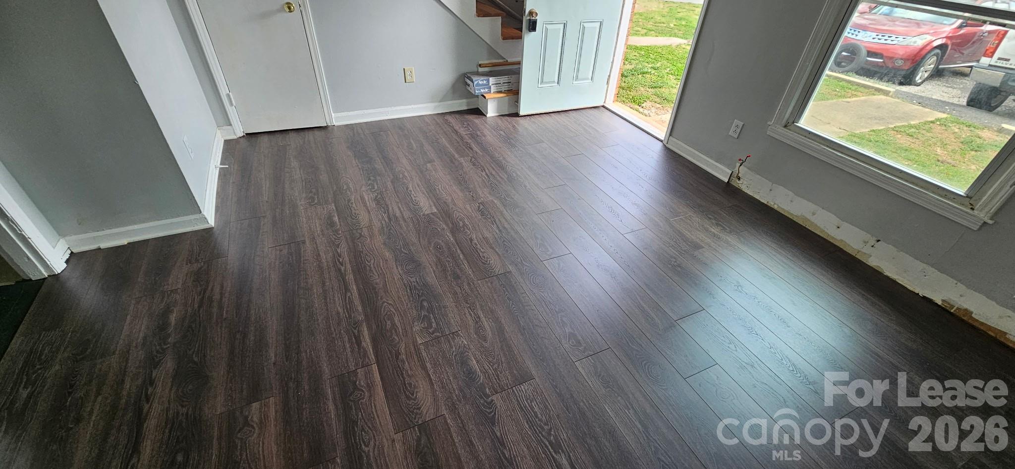 2667 Dr Carver Road Charlotte, NC 28208 - Photo 3 of 17