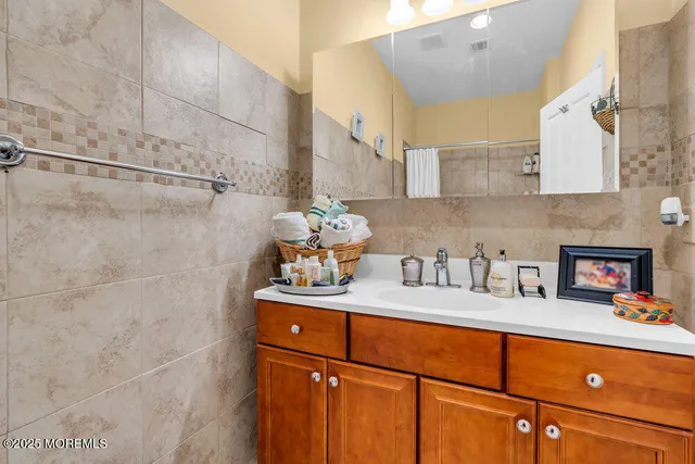 $1,750,000 | 312 Clearstream Road, Jackson, NJ 08527