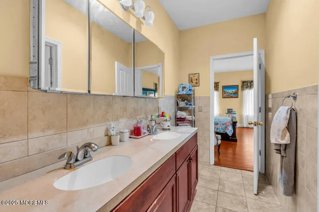 $1,750,000 | 312 Clearstream Road, Jackson, NJ 08527