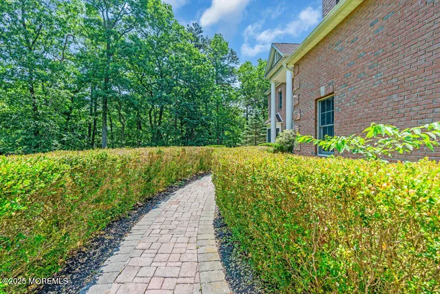 $1,750,000 | 312 Clearstream Road, Jackson, NJ 08527
