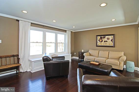 8469 Roberts Road Ellicott City, MD 21043 - Photo 18 of 30 Built-in window seat
