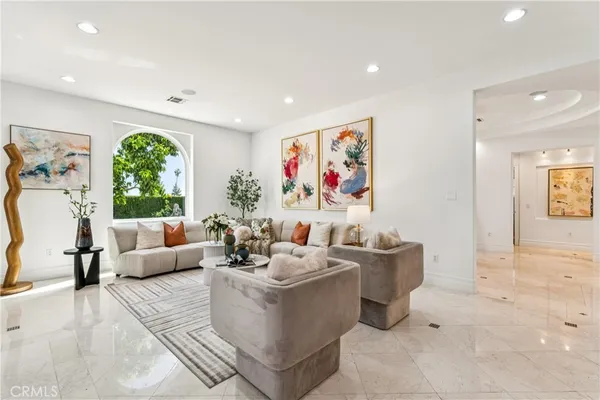 $2,980,000 | 801 South Michillinda Avenue, Pasadena, CA 91107