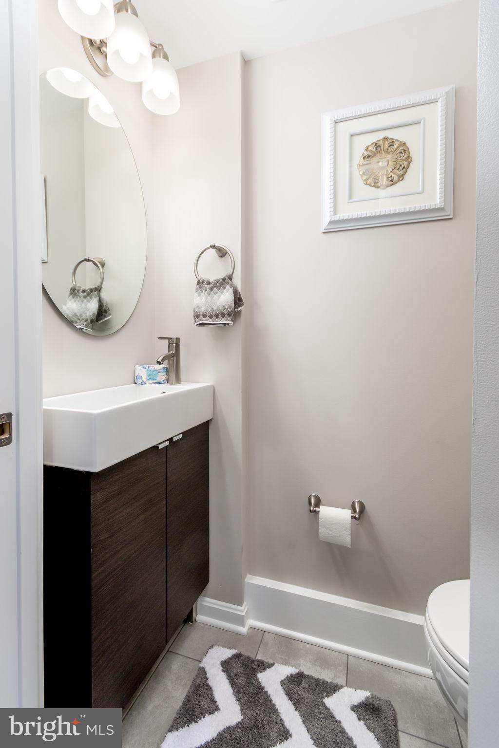 2477 Woodcroft Road Baltimore, MD 21234 - Photo 6 of 27 Half bath