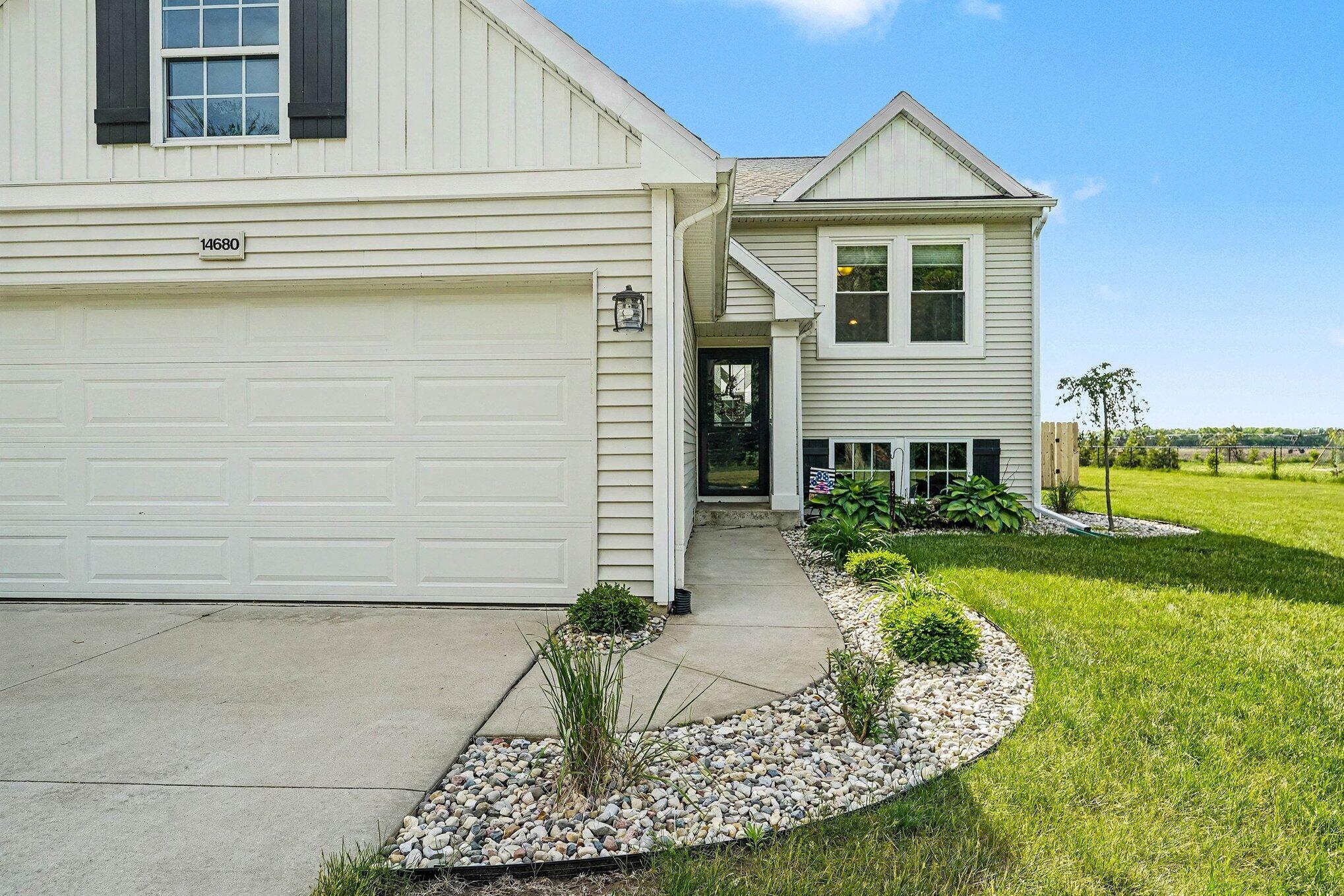 14680 Portage Road Vicksburg, MI 49097 - Photo 3 of 31 003_file_7309