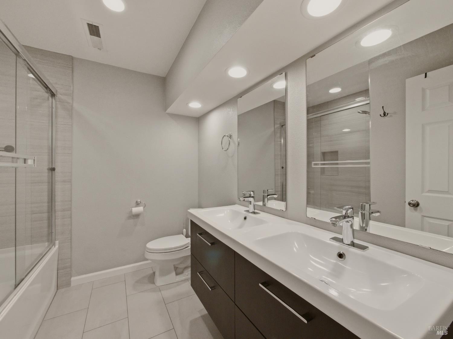 2984 Yulupa Avenue Santa Rosa, CA 95405 - Photo 18 of 28