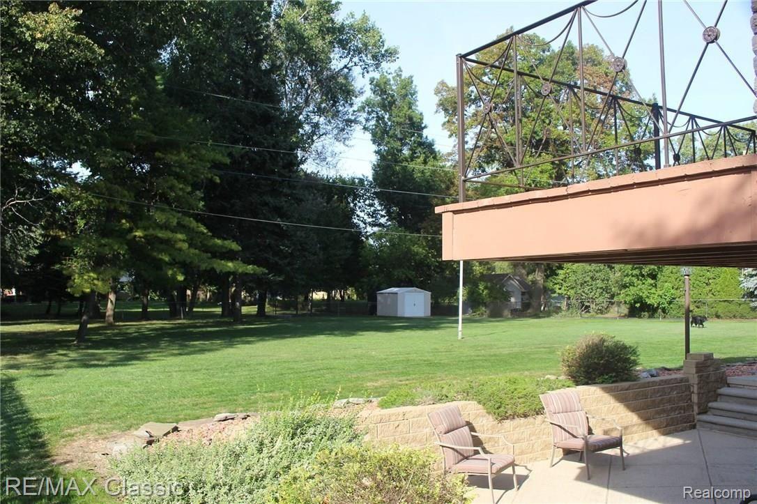 2599 13 Mile Road Warren, MI 48092 - Photo 8 of 43 IMG_6386.JPG