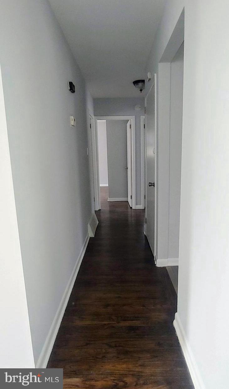 205 Davis Road Runnemede, NJ 08078 - Photo 12 of 32