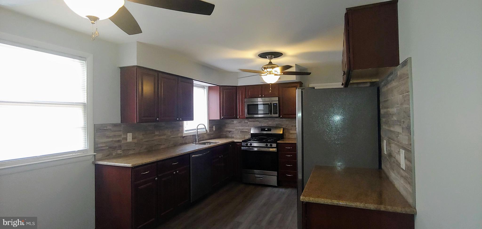 205 Davis Road Runnemede, NJ 08078 - Photo 13 of 32
