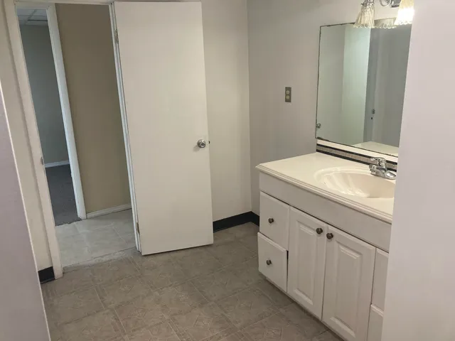 $169,900 | 1246 North Illinois Street, Wichita, KS 67203