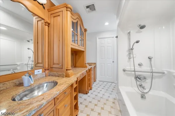$2,100,000 | 58 Rolling Hill Drive, Chatham, NJ 07928