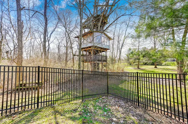 $1,297,950 | 7891 West Whiteland Road, Bargersville, IN 46106