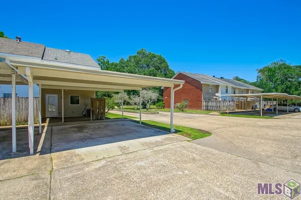 $114,900 | 16382 Hooper Road, Unit A1, Greenwell Springs, LA 70739