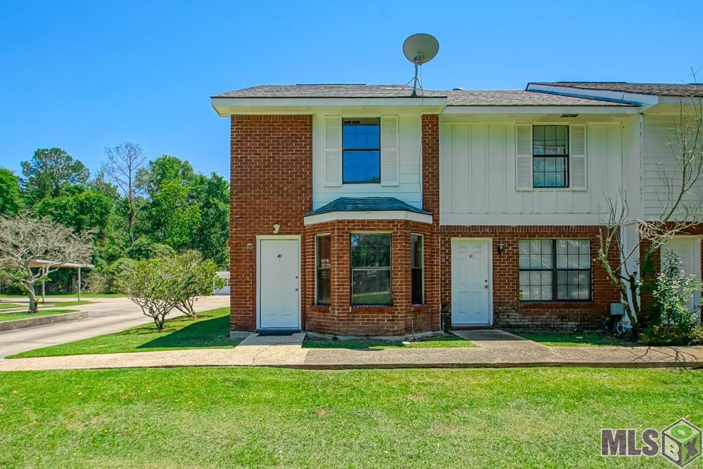 16382 Hooper Road, Unit A1 Greenwell Springs, LA 70739 - Photo 2 of 23 Corner Unit