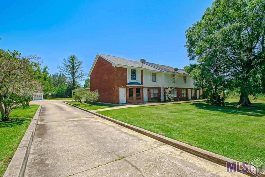 16382 Hooper Road, Unit A1 Greenwell Springs, LA 70739 - Photo 3 of 23 Driveway to Complex