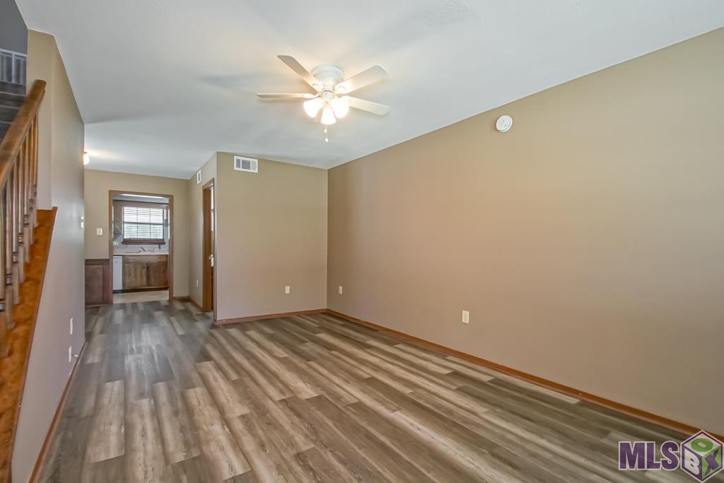 16382 Hooper Road, Unit A1 Greenwell Springs, LA 70739 - Photo 5 of 23 Looking in from front door