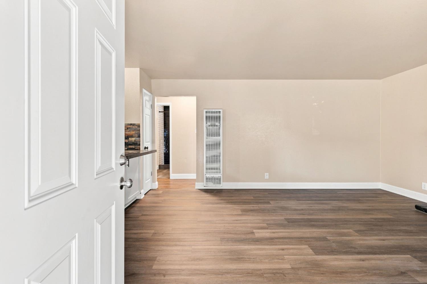 1707 West Swain Road, Unit 3 Stockton, CA 95207 - Photo 7 of 36 Gallery Image 7