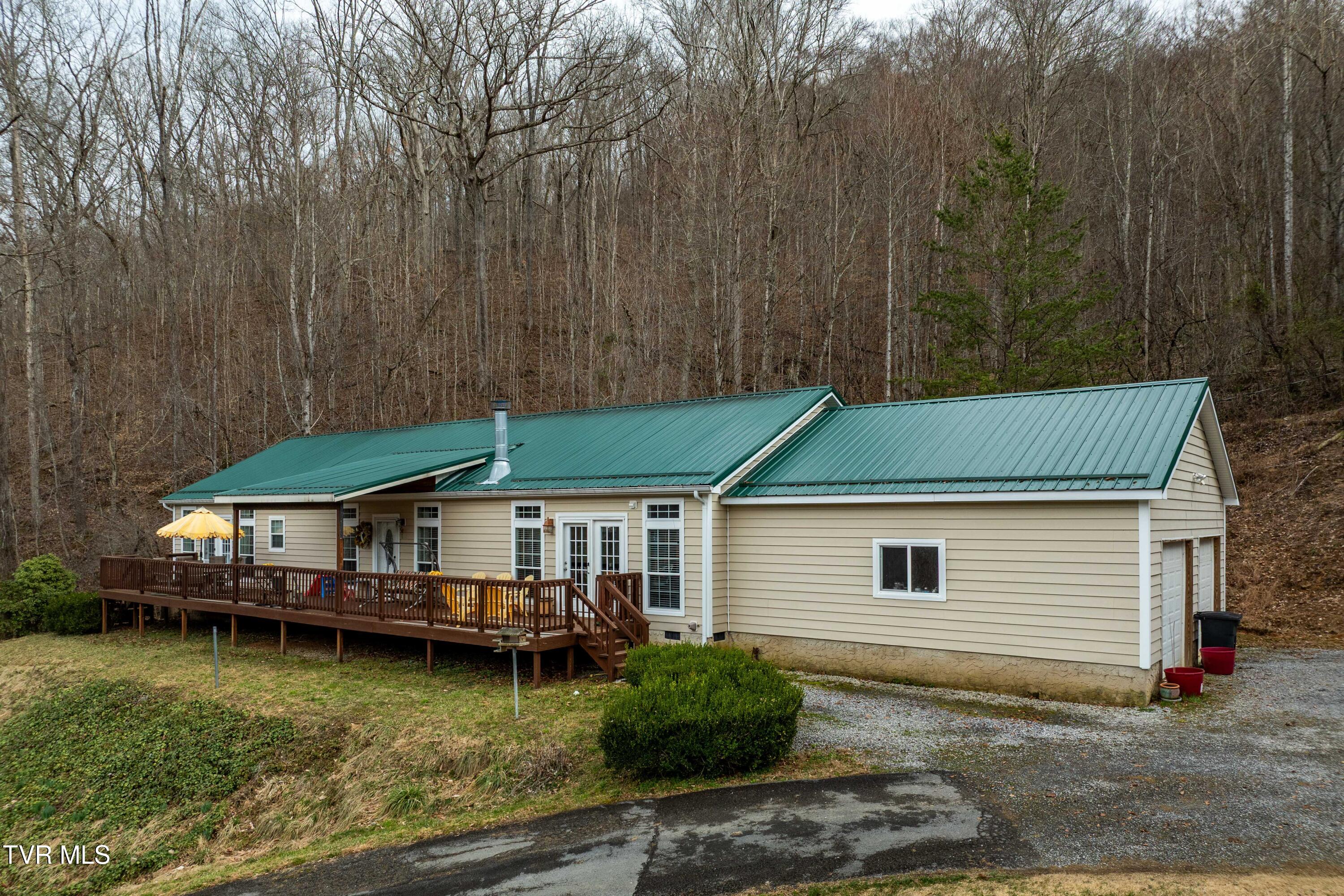 555 Butcher Valley Road Rogersville, TN 37857 - Photo 21 of 89 555 Butcher Valley Rd (17 of 90)
