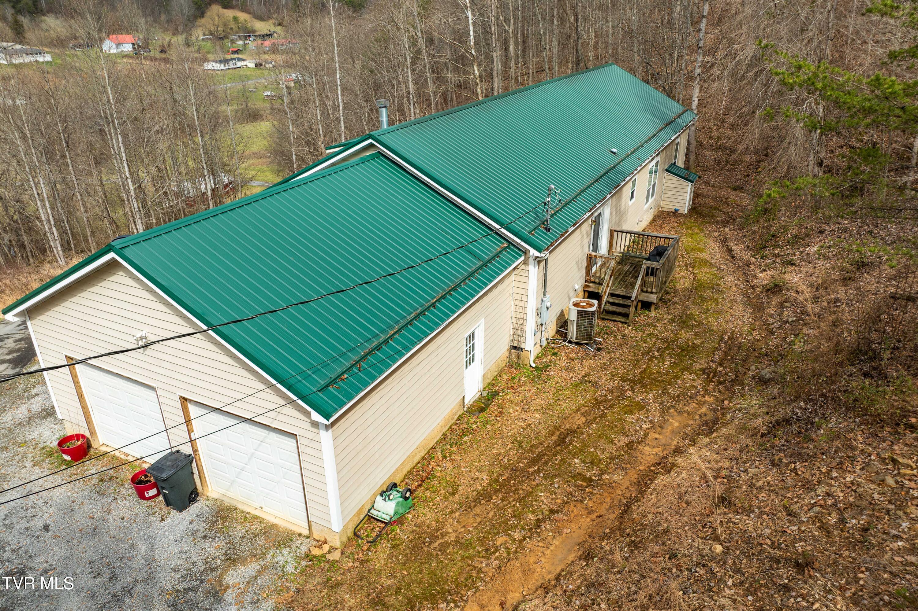 555 Butcher Valley Road Rogersville, TN 37857 - Photo 28 of 89 555 Butcher Valley Rd (24 of 90)