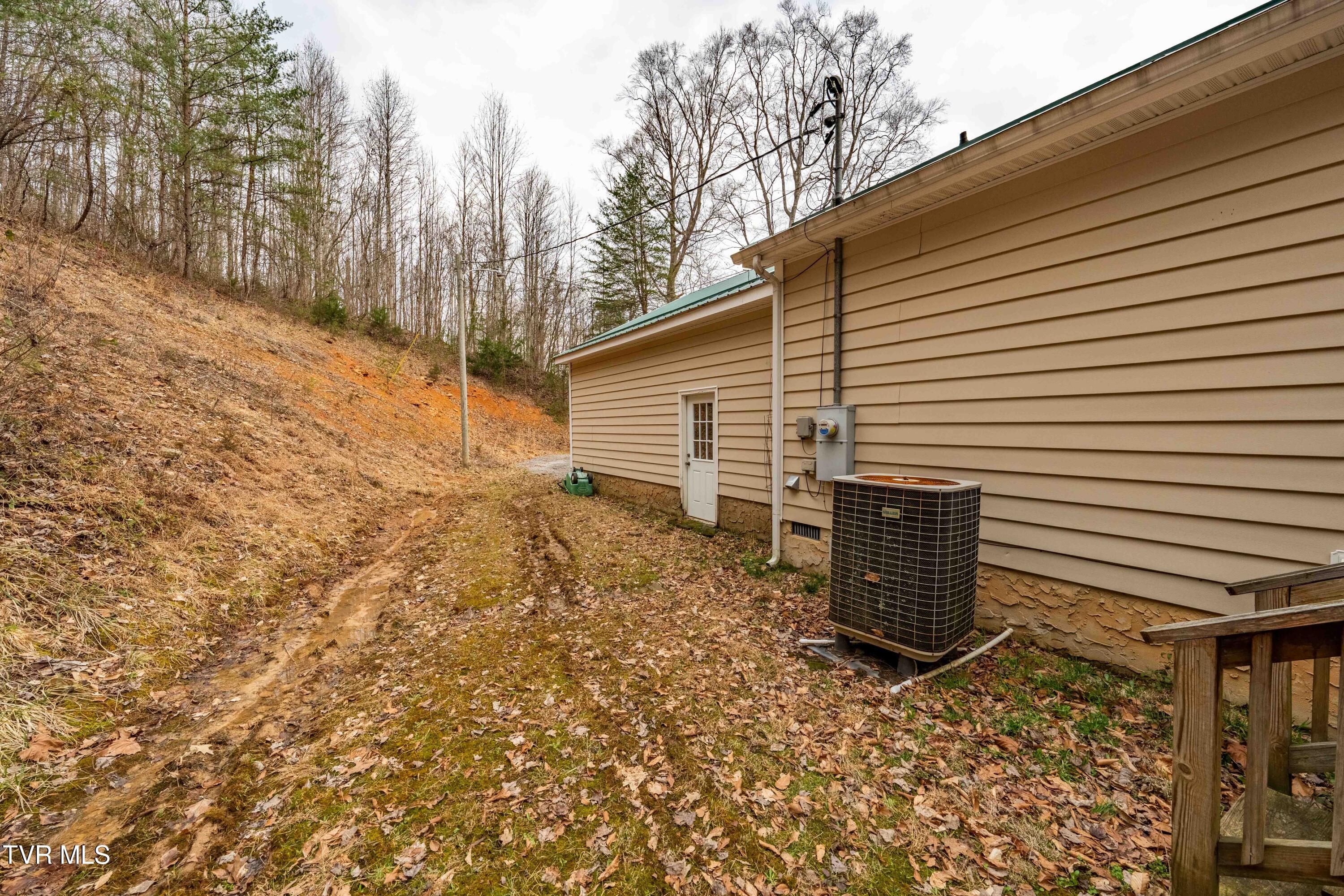 555 Butcher Valley Road Rogersville, TN 37857 - Photo 50 of 89 555 Butcher Valley Rd (47 of 90)