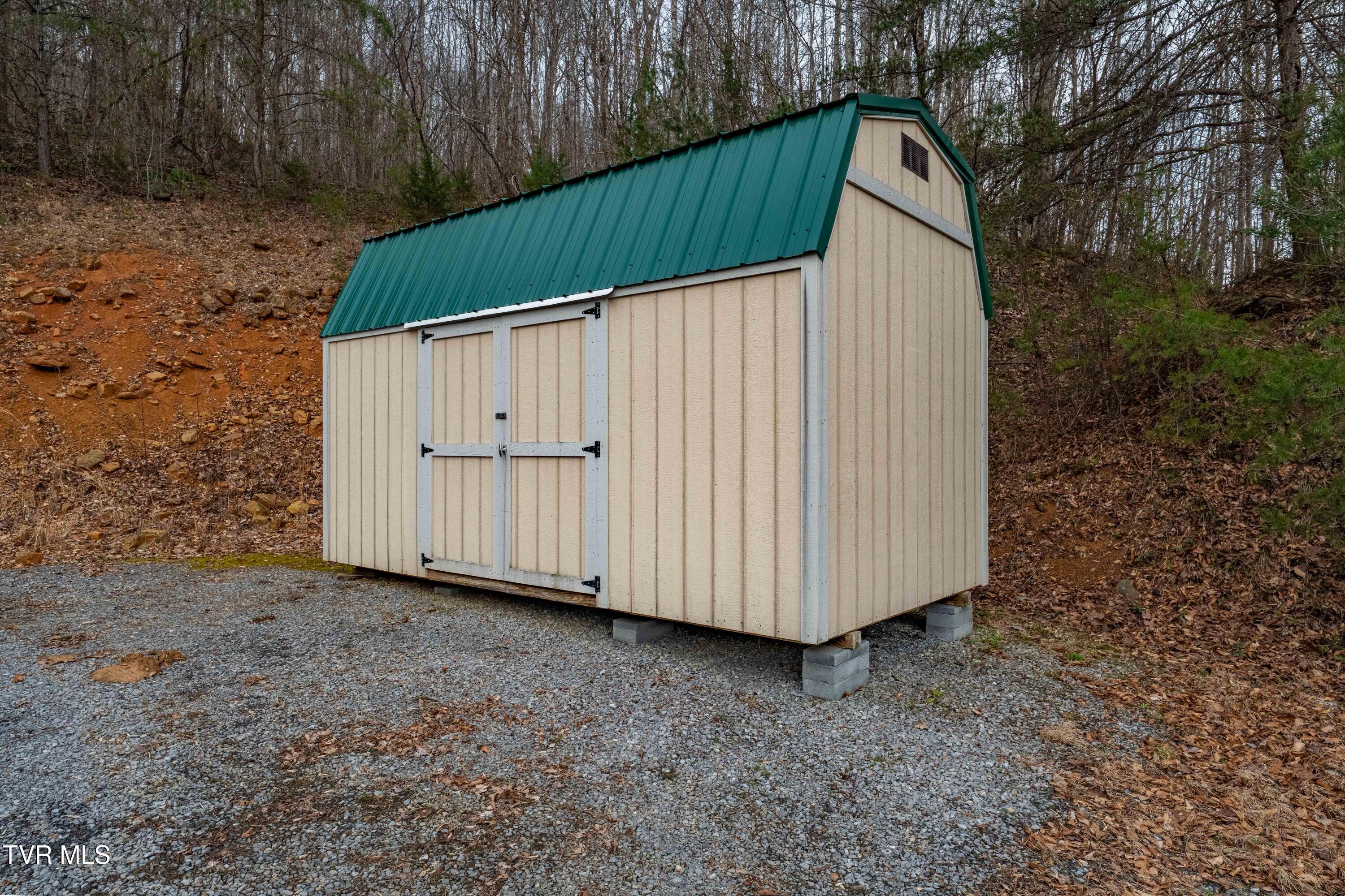 555 Butcher Valley Road Rogersville, TN 37857 - Photo 56 of 89 555 Butcher Valley Rd (53 of 90)