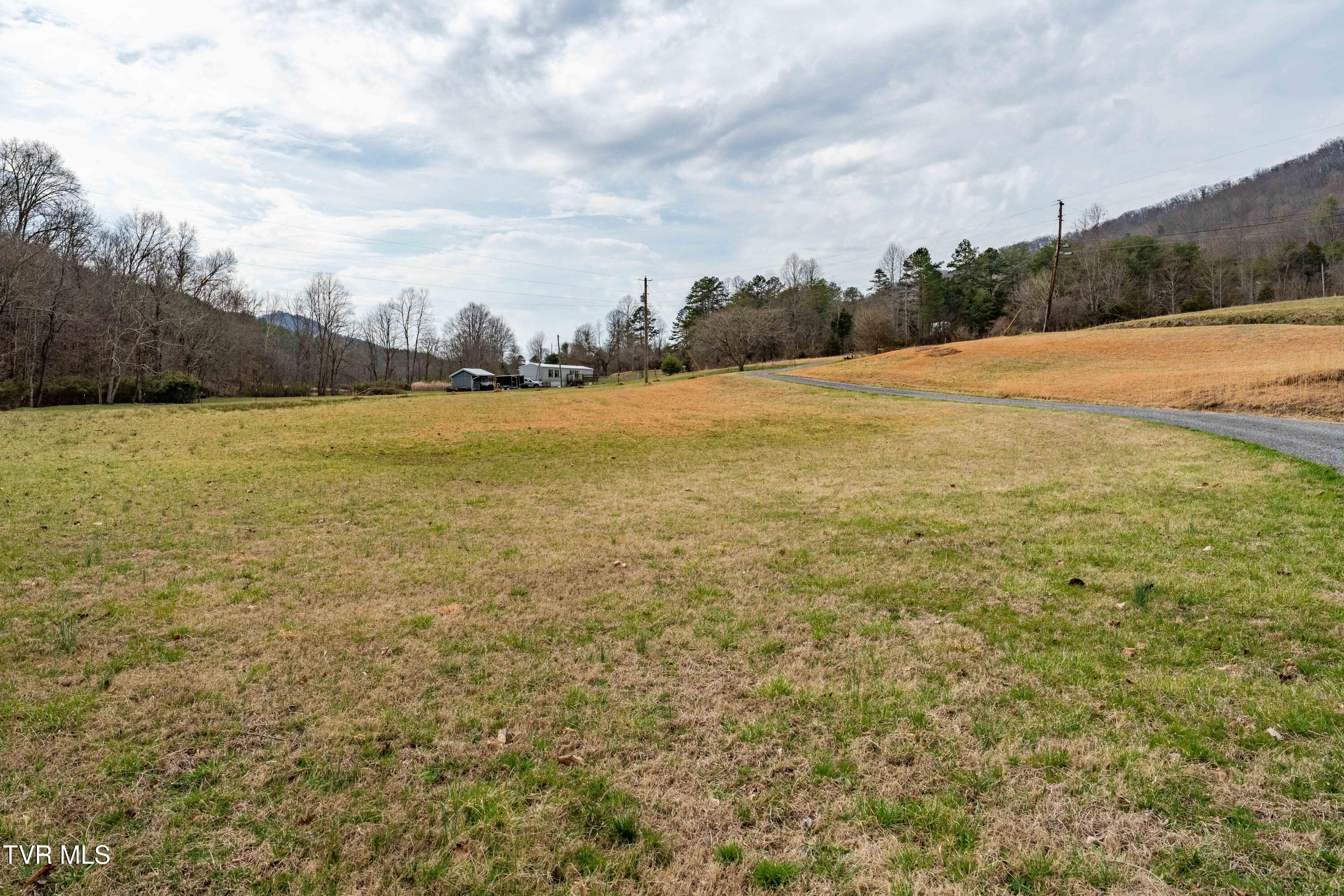 555 Butcher Valley Road Rogersville, TN 37857 - Photo 65 of 89 555 Butcher Valley Rd (62 of 90)