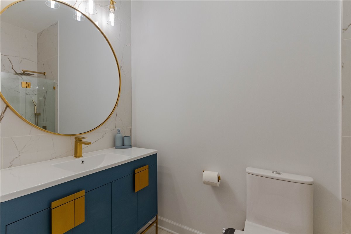 7028 North Ridge Boulevard, Unit 2S Chicago, IL 60645 - Photo 17 of 25