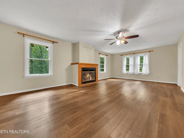 $275,500 | 623 Whippoorwill Drive, Talbott, TN 37877