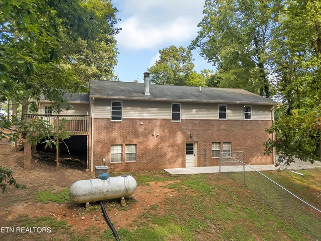 $275,500 | 623 Whippoorwill Drive, Talbott, TN 37877