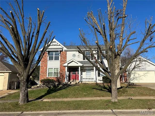 $2,700 | 16128 Barrier Reef Court, Grover, MO 63040