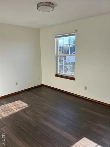 $2,700 | 16128 Barrier Reef Court, Grover, MO 63040