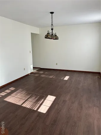 $2,700 | 16128 Barrier Reef Court, Grover, MO 63040