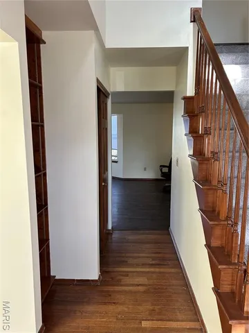 $2,700 | 16128 Barrier Reef Court, Grover, MO 63040