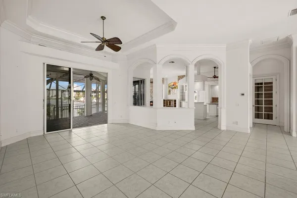$5,900,000 | 371 Bayside Avenue, Naples, FL 34108