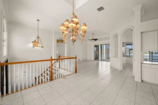 $5,900,000 | 371 Bayside Avenue, Naples, FL 34108