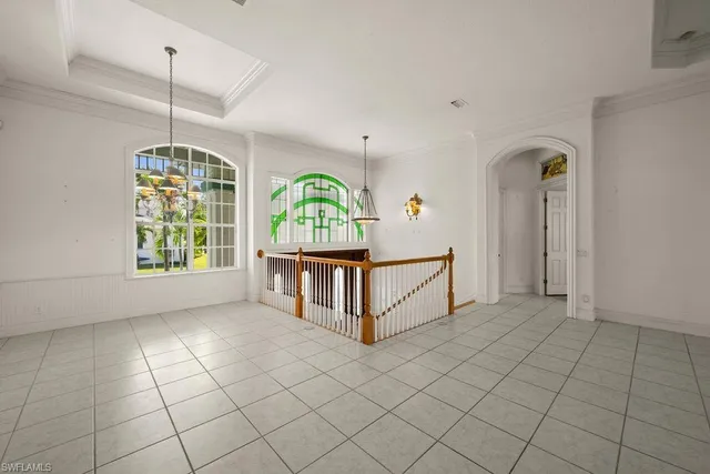 $6,200,000 | 371 Bayside Avenue, Naples, FL 34108