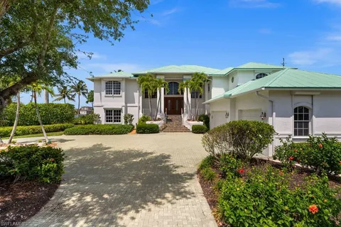 a view of a lake with houses