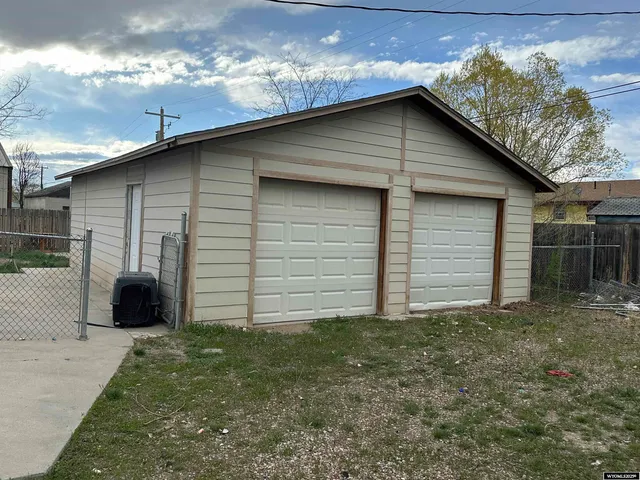 $115,000 | 358 East 5th Avenue, Torrington, WY 82240