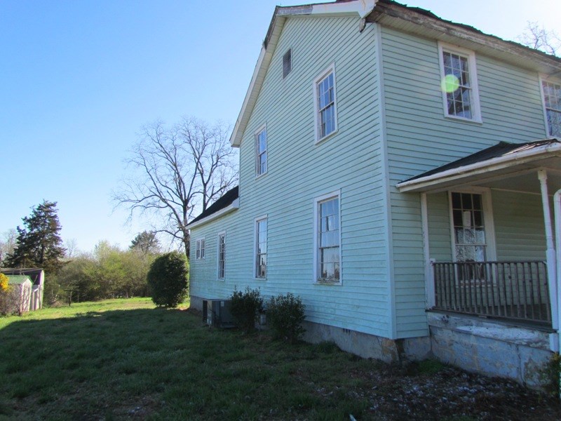 8483 Old Laurens Road Gray Court, SC 29645 - Photo 18 of 19 Gallery Image 18